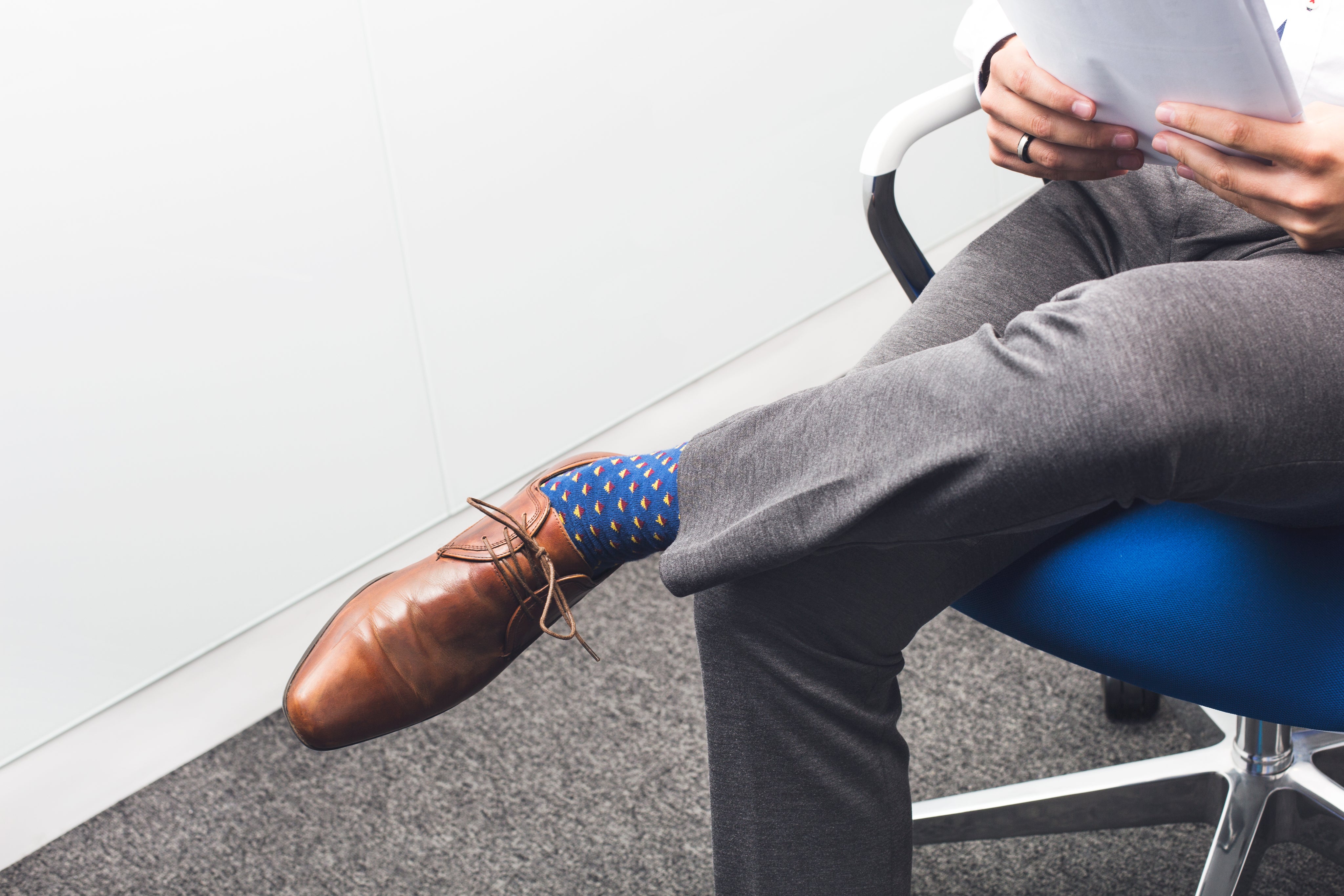 files/businessman-leg-crossed.jpg
